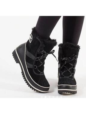 Sorel Women's Black Fur-Lined Winter Boots Size 7